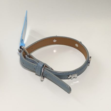 Műbőr nyakörv - kutyás szegecsekkel - 2cm x 30-42cm - szürke