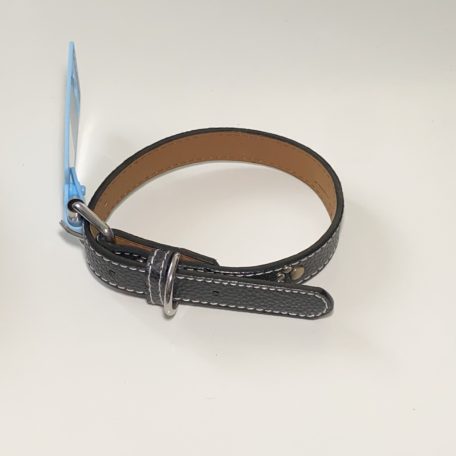 Műbőr nyakörv - tappancsos szegecsekkel - 2cm x 30-42cm - fekete